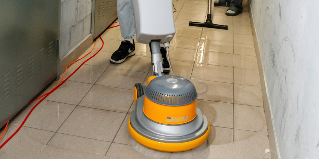 Doczyszczanie posadzek