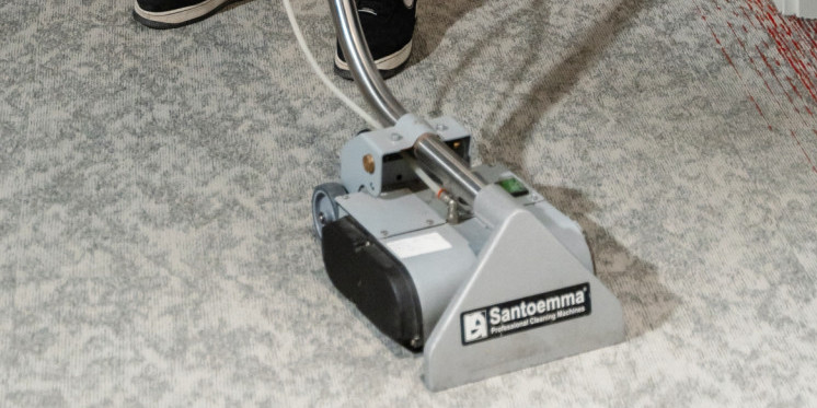 Pranie chemiczne wykładziny biurowej